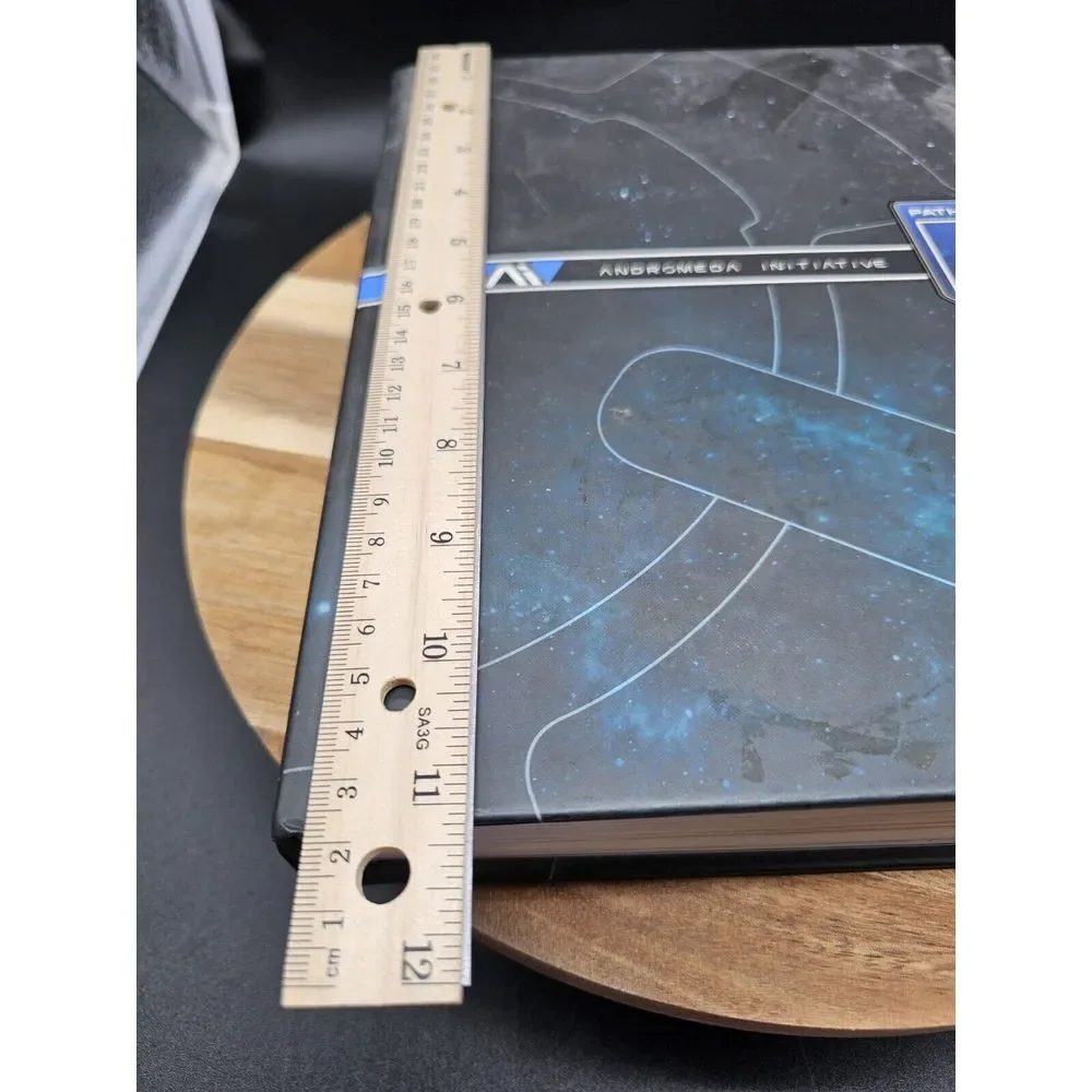 Mass Effect: Andromeda: Prima Collector's Edition Guide‎ Hardcover